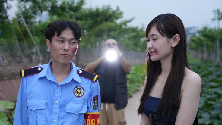 Đạo diễn đưa câu chuyện của bạn thân vào phim về người làm 'gái vịn'