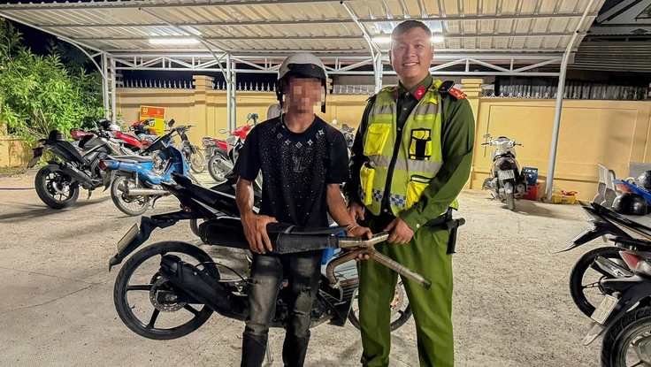 Khánh Hòa: Công an đổi gạo lấy pô độ chế