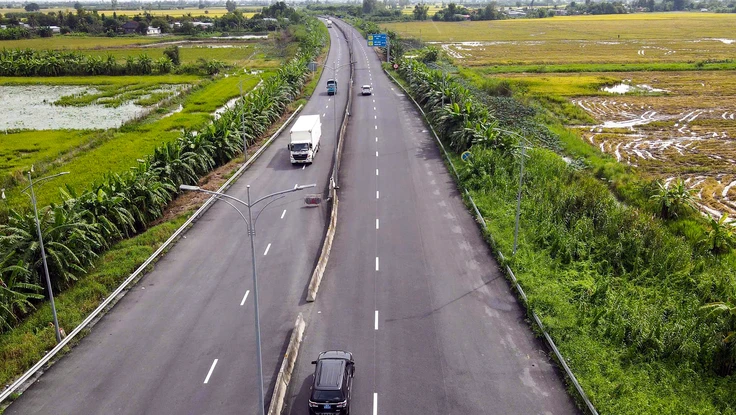 Bộ Xây dựng trả lời cử tri Cần Thơ về đường dân sinh hai bên tuyến Lộ Tẻ - Rạch Sỏi