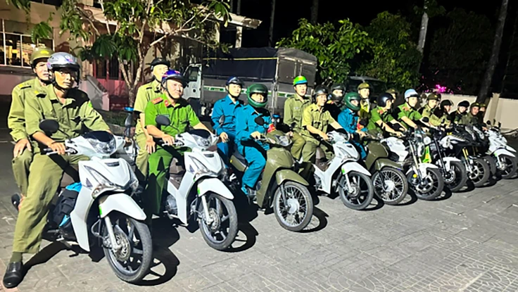 Công an Cà Mau giữ vững an ninh trật tự cho ngày hội lớn của toàn dân