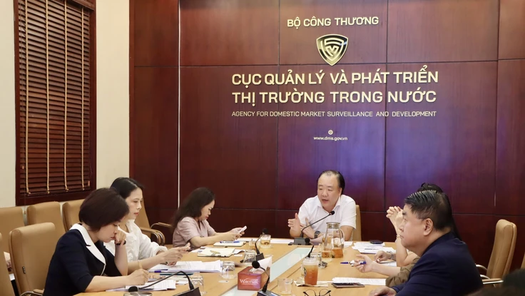 Đề xuất xây dựng mô hình 'Làng outlet cao cấp' ở 3 miền