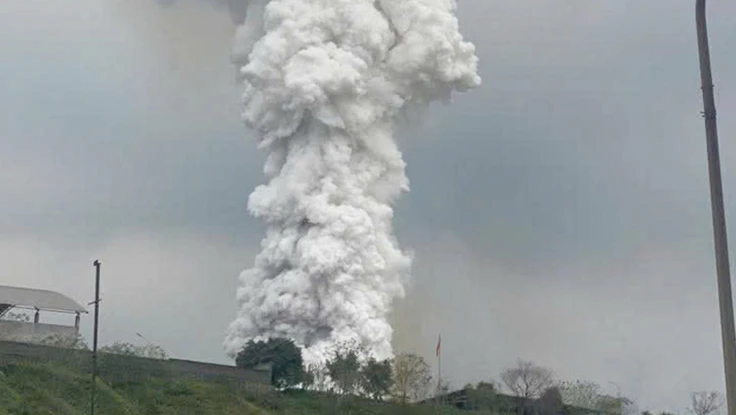 Nổ lớn tại công ty sản xuất phốt pho, 1 người tử vong