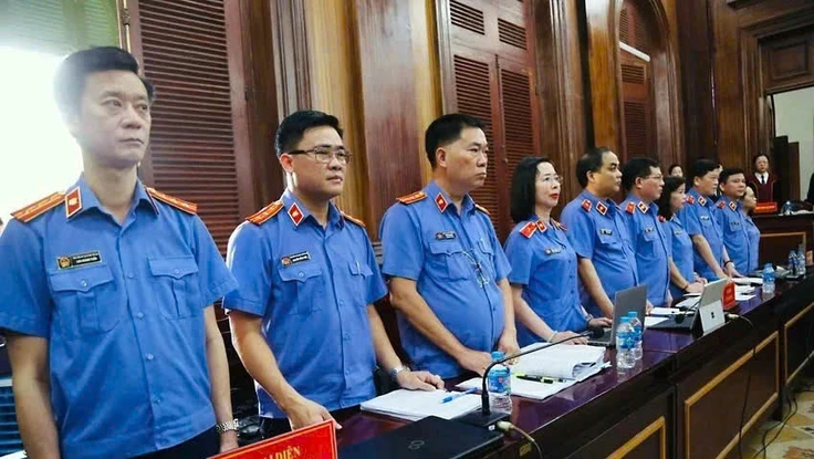 Bộ Chính trị: Nghiên cứu cơ chế thu hồi, xử lý tài sản không qua kết tội