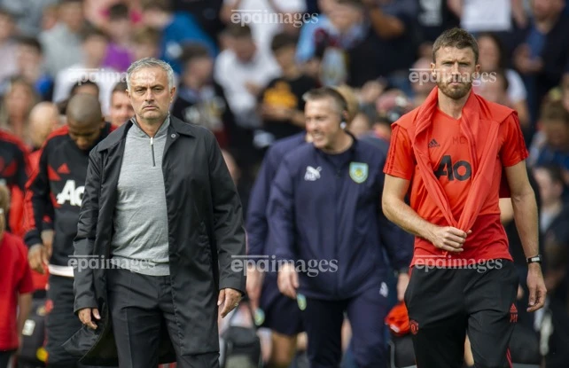 HLV mới thay Amorim và nhiệm vụ kéo Man United khỏi vũng lầy