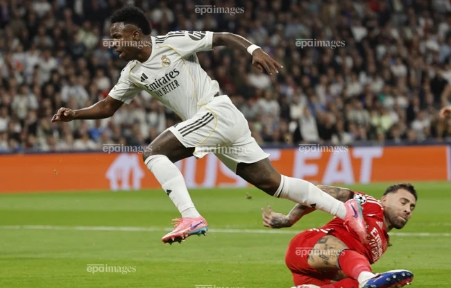 Real Madrid nhận thêm tin xấu trước đại chiến Man City