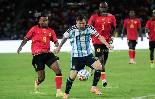 Nóng: Messi bị kiện đòi 7 triệu USD vì không đá đúng cam kết