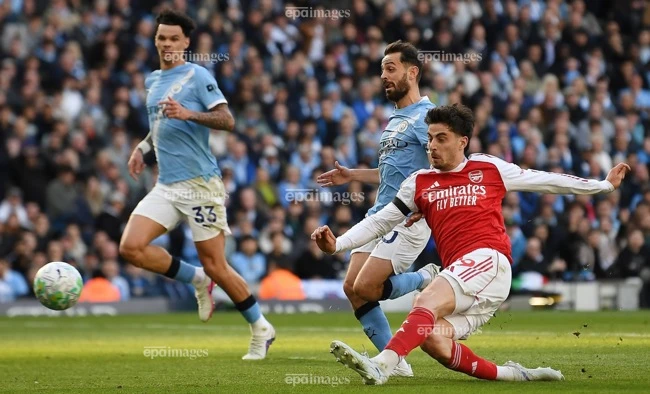 Man City và Arsenal với màn bắn phá điên cuồng ở thế cờ tàn