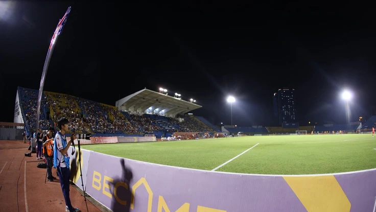 Thắng vẫn xuống hạng V-League, bi kịch của Becamex TP.HCM