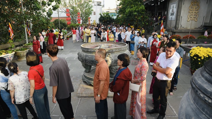 Tết, đi chùa, xuân, Bính Ngọ, chùa Vĩnh Nghiêm