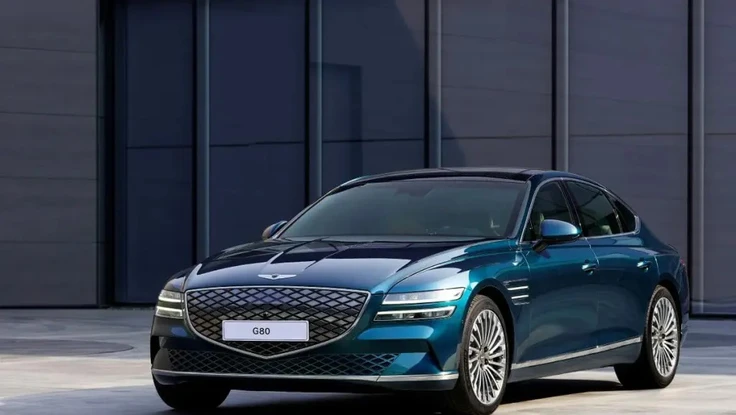 Điểm danh 8 xe ô tô điện sang trọng tuyệt vời nhất trên thị trường