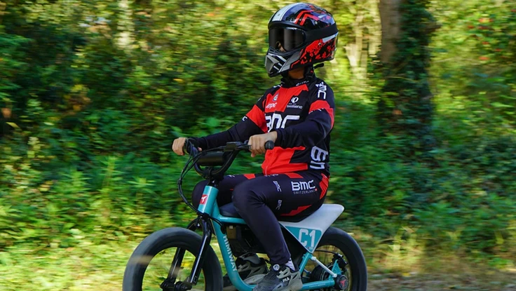 Khám phá chiếc xe đạp điện phạm vi hoạt động 80 km giá 19 triệu đồng