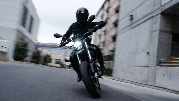 Top 10 xe máy điện mới năm 2024 mạnh mẽ nhất