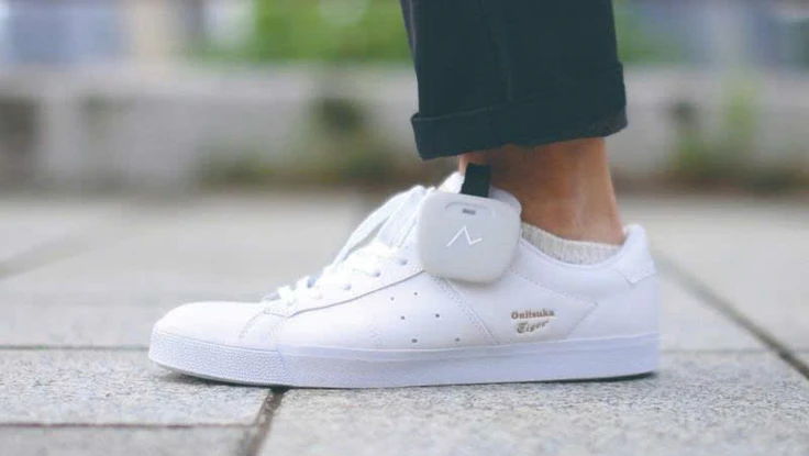 Thiết bị rung giày mới dành cho người khiếm thị