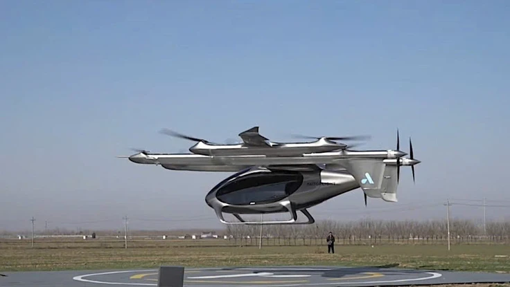 Taxi bay điện sang trọng lần đầu cất cánh tại Nhật Bản