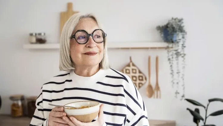 4 dưỡng chất thiết yếu giúp người sau tuổi 50 sống khỏe