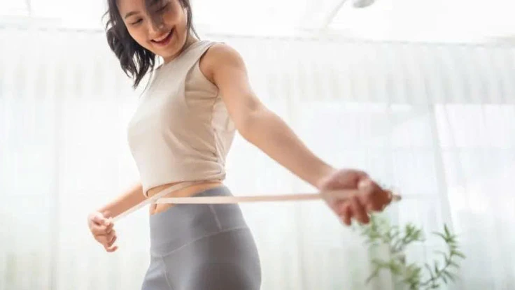 5 món ăn nhẹ trước khi ngủ giúp giảm mỡ sau tuổi 55