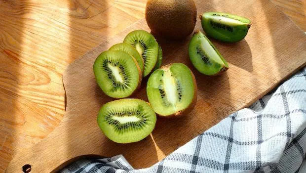 Ăn hai quả kiwi mỗi tối giúp cải thiện chất lượng giấc ngủ