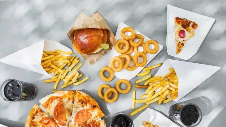 8 loại thực phẩm làm tăng cortisol và gây căng thẳng mãn tính