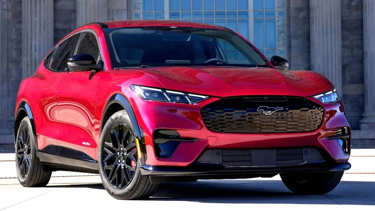 Toyota ngược dòng ngoạn mục giữa lúc thị trường xe điện Mỹ đang chạm đáy