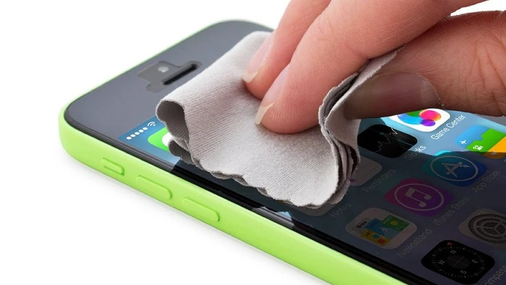 Làm sạch smartphone sao cho thiết bị không bị hỏng