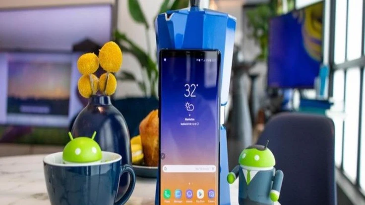 Smartphone Samsung sẽ bị sụt giá bán