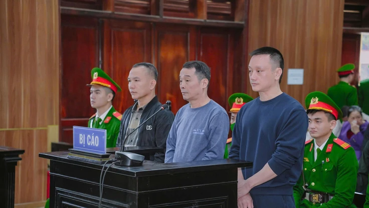 Trùm giang hồ Vi 'ngộ' lãnh 3 năm tù vì đưa hối lộ để xin giảm án cho người khác