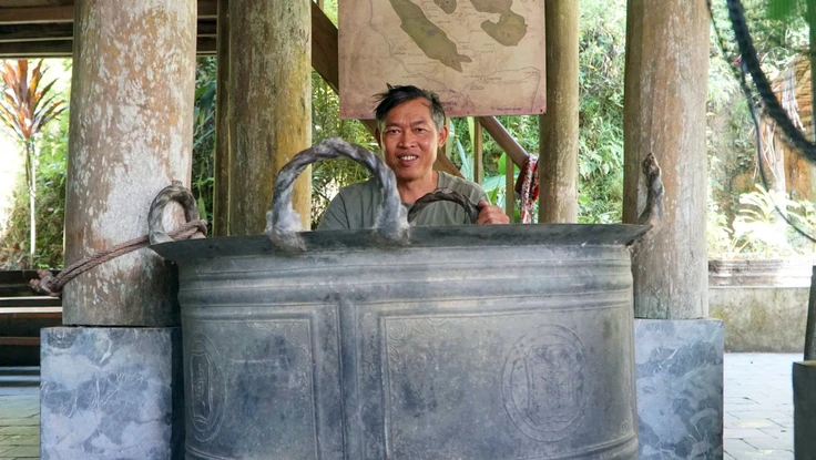 Cận cảnh nồi đồng cổ được trả giá 400 triệu đồng ở Thanh Hóa