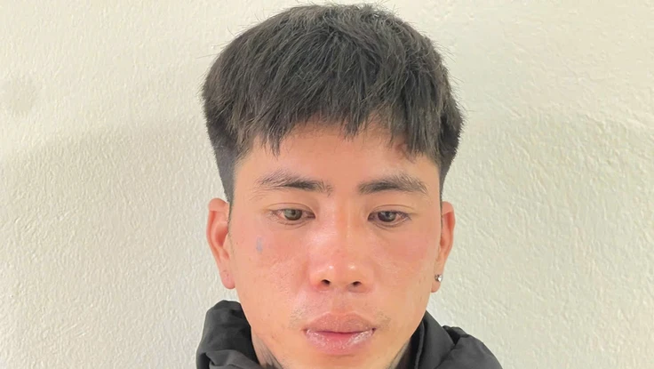 Bắt nam thanh niên cướp giật Iphone trên đường phố sau 2 giờ gây án