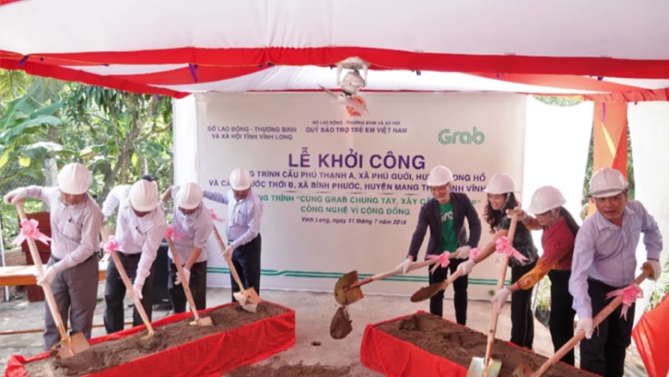 Dự án ‘Cùng Grab Chung Tay - Xây Cầu Đến Lớp’