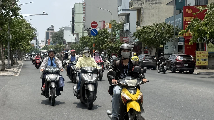 2 ngày tới, TP.HCM và các tỉnh Nam Bộ tiếp tục nắng nóng trên diện rộng