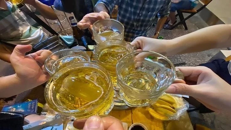 Đề xuất đưa bia, sữa, dầu thực vật vào danh mục hàng hóa rủi ro cao để bảo vệ sức khỏe người dân