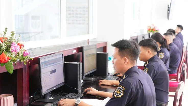 Tiếp tục sắp xếp cơ quan thuế, hải quan, bảo hiểm xã hội