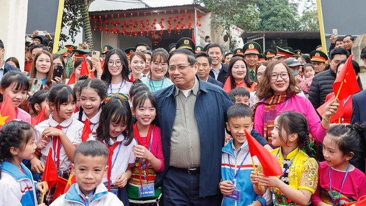 Thủ tướng: Để người dân tiếp cận bình đẳng về giáo dục, phải có cơ sở vật chất