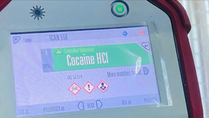 1 phụ nữ Thái Lan vận chuyển trái phép 4,5kg cocain bị bắt tại Việt Nam