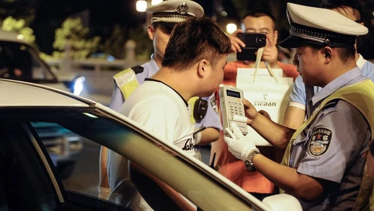 Những nước quy định lái xe có nồng độ cồn là tội phạm