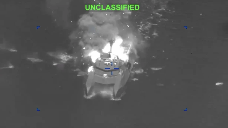 Chiến sự Trung Đông ngày 12: Mỹ làm rõ yêu cầu ‘đầu hàng vô điều kiện’, tuyên bố phá hủy 16 tàu rải thủy lôi của Tehran; Triều Tiên lên tiếng về tân Lãnh tụ Tối cao Iran