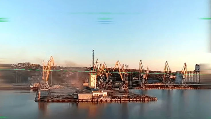 Chiến sự Nga-Ukraine 11-6: Ông Zelensky nói tên lửa Flamingo tập kích sâu trong lãnh thổ Nga; Moscow tố Kiev thiêu rụi công trình lịch sử ở Crimea
