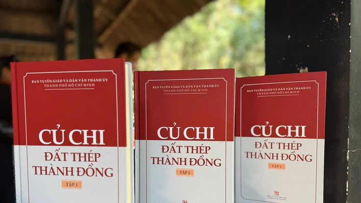 Ra mắt bộ sách ‘Củ Chi - Đất thép Thành đồng’