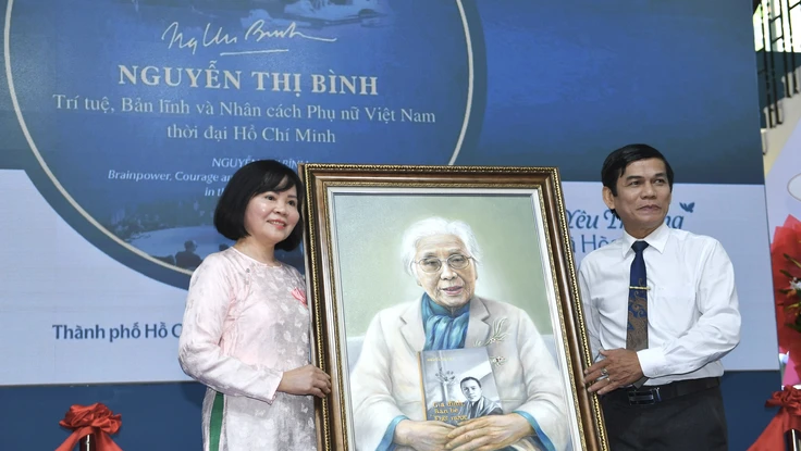 Tôn vinh những đóng góp tiêu biểu của bà Nguyễn Thị Bình