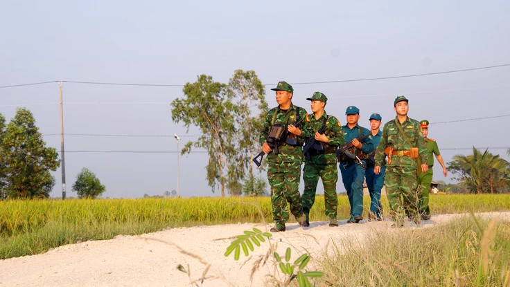 Giữ mùa xuân yên vui từ từng bản tin nơi phên giậu Tổ quốc