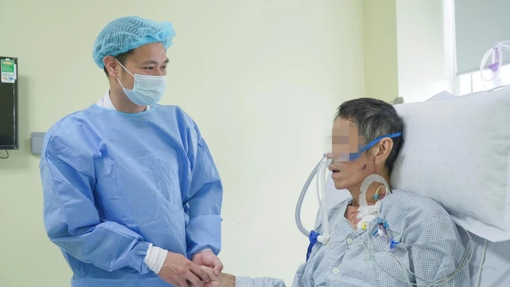 Lá gan của cháu trai và sự hồi sinh kỳ diệu của người đàn ông ‘xin bệnh viện về nhà'