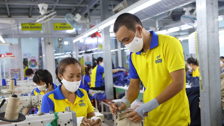 Đi làm ngày Tết 2026: Khi nào là nghĩa vụ, khi nào là quyền thỏa thuận?