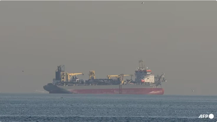 Xung đột Mỹ-Israel và Iran leo thang, giá dầu tăng mạnh