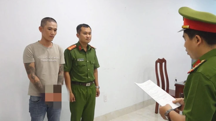 Bắt giữ thanh niên chém đứt lìa bàn tay người khác rồi bỏ trốn