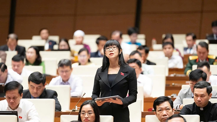 Quốc hội tranh luận ngưỡng doanh thu chịu thuế cho hộ kinh doanh