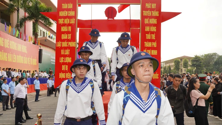 Chủ tịch Nguyễn Văn Được: Trái tim tân binh là danh dự của tuổi trẻ TP.HCM