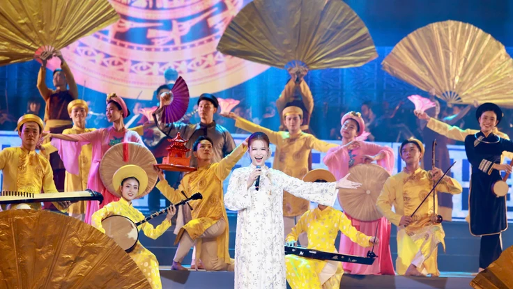 Ấn tượng chương trình nghệ thuật 'Ánh sáng niềm tin và khát vọng’