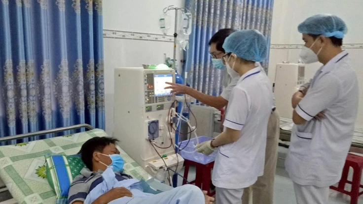 Bệnh viện Bạch Mai hỗ trợ toàn diện về chuyên môn y tế cho Đặc khu Phú Quý