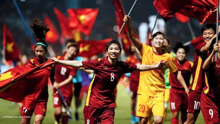 Chuyện lạ về nữ tuyển thủ Thùy Trang đi sau về trước