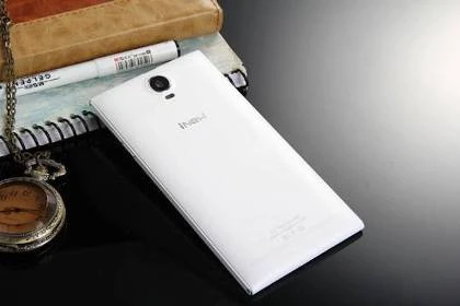 Lộ diện smartphone không viền màn hình